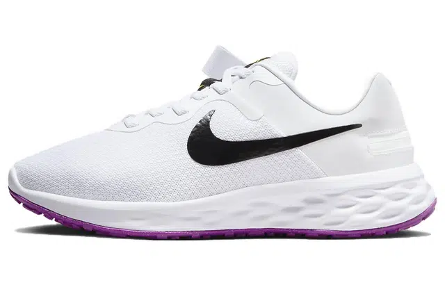 Nike REVOLUTION 6