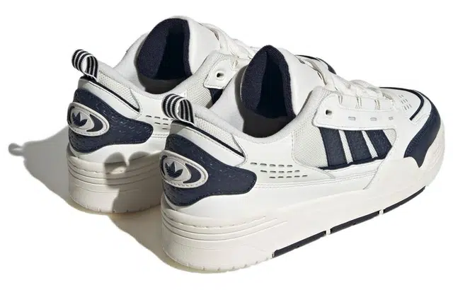 adidas originals Adi2000