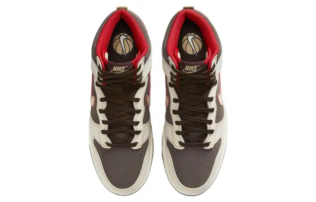 Nike Dunk High SE "Baroque Brown"