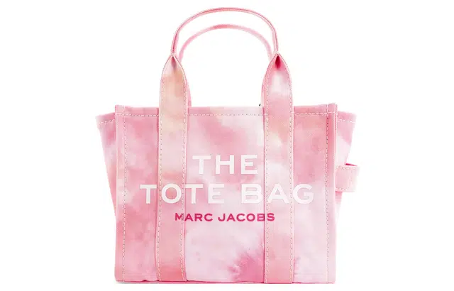 MARC JACOBS MJ The Traveler logo