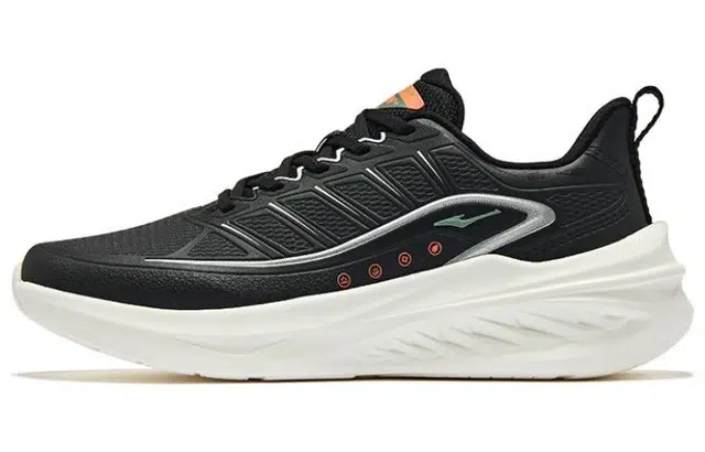 鸿星尔克 飞梭 舒适百搭 防滑减震 低帮 跑步鞋 男款 正黑亮银