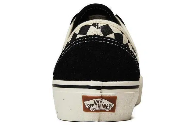 Vans Style 136