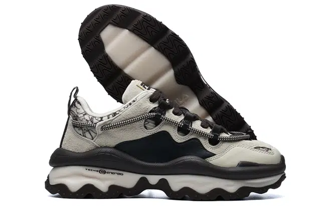 White Mountaineering x Fila Fusion QD96