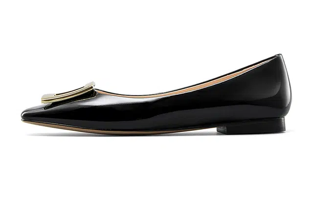 NINE WEST