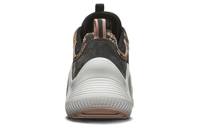 Skechers Sierra