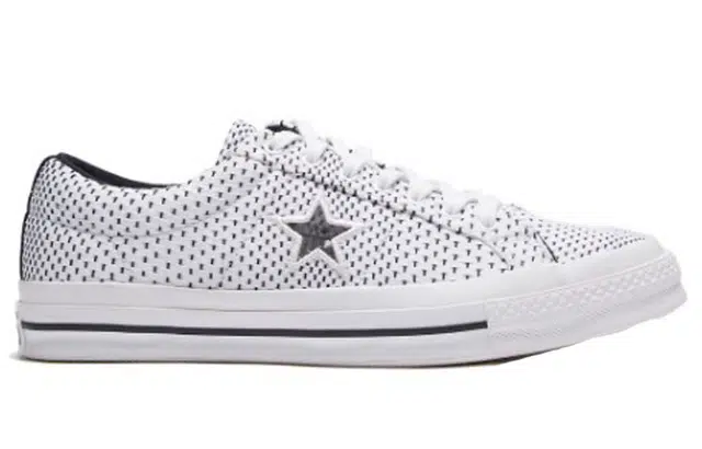 Converse One Star