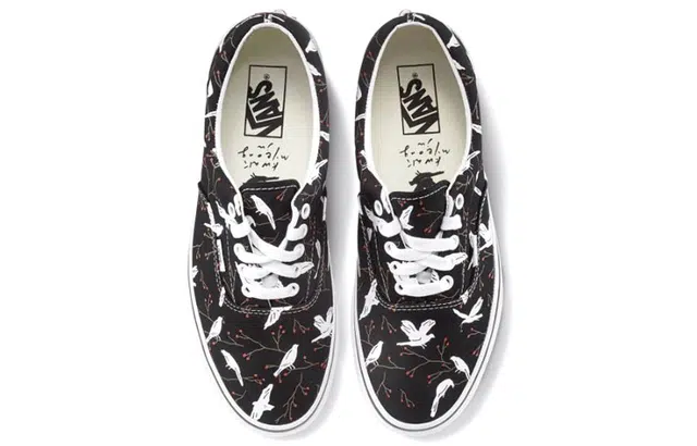 Vans Era
