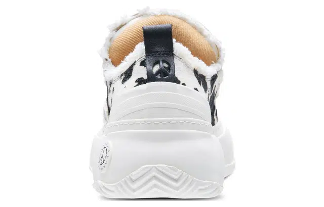 xVESSEL G.O.P. 2.0 Marshmallow Lows Cow Print