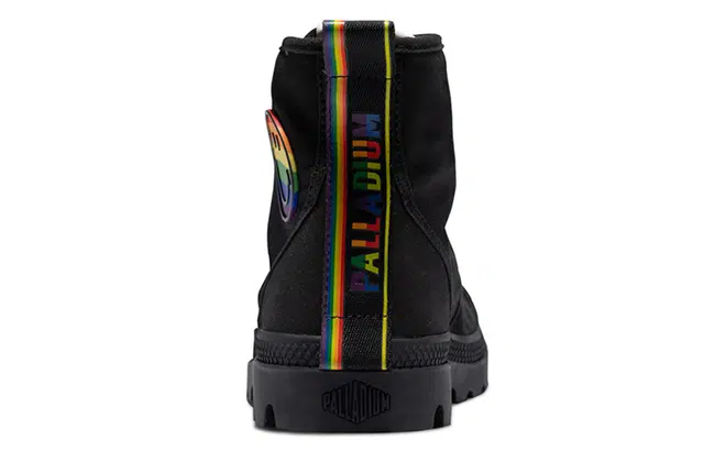 Palladium Pampa Smiley Pride
