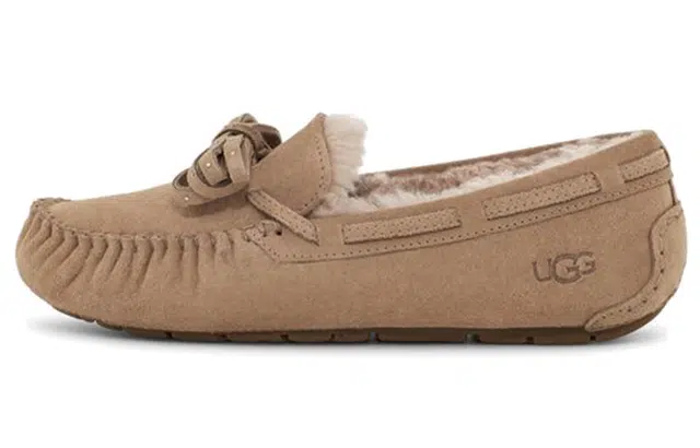 UGG DAKOTA Bling Bow