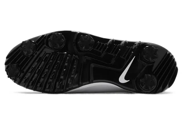 Nike Air Zoom Victory Tour Wide