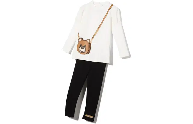 MOSCHINO T