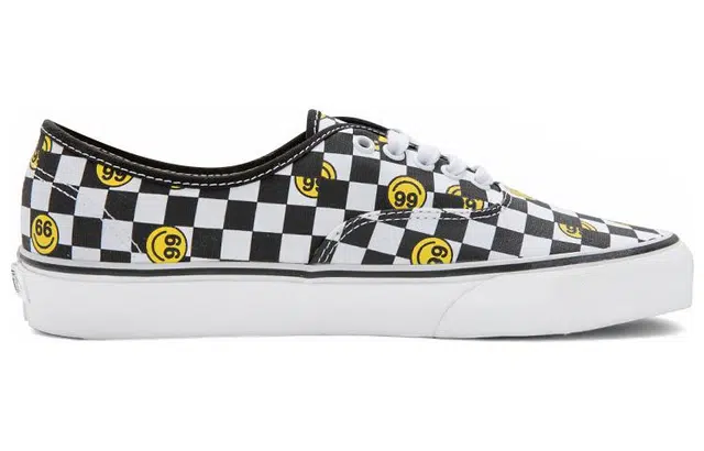Vans Wallpaper Authentic