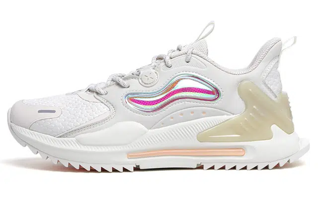 特步 机甲秘境 机能风 潮流百搭 低帮运动老爹鞋 女款 米