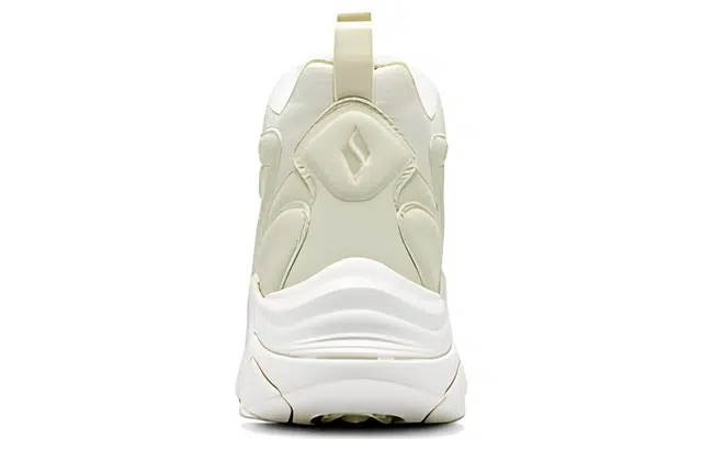 Skechers Stamina V6