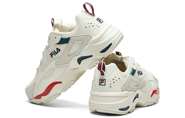 FILA Tracer