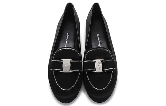 FERRAGAMO Vara Bow