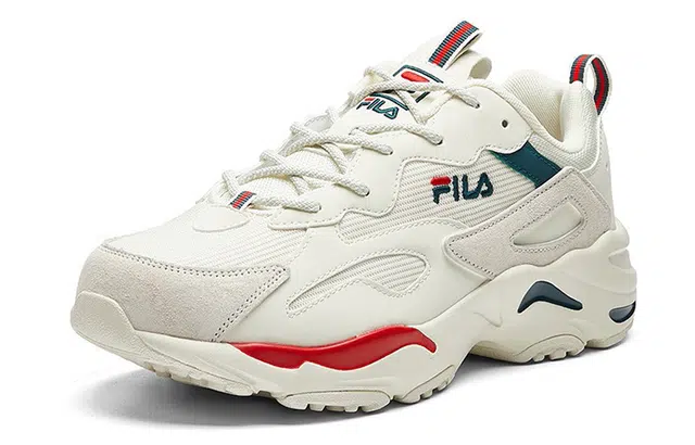 FILA Tracer