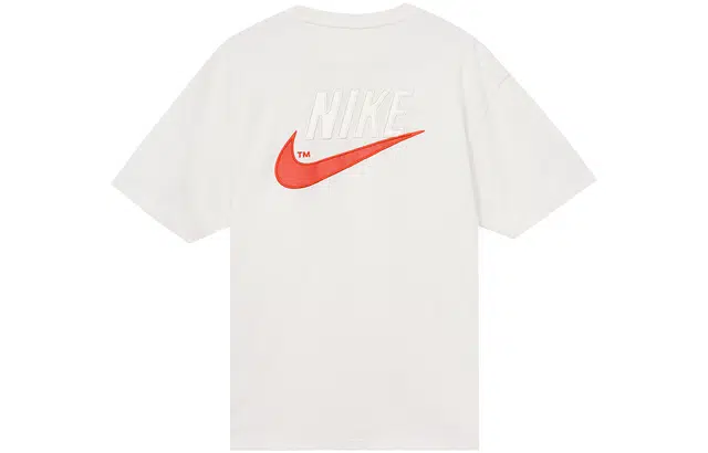 Nike Sportswear LogoT