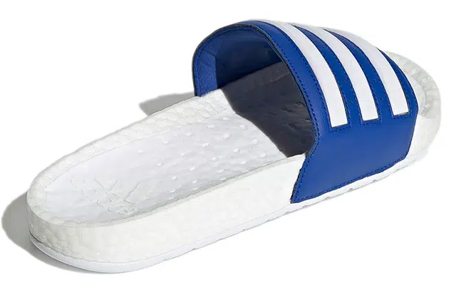 adidas Adilette