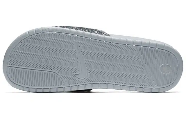 Nike Benassi JDI Print "Just Do It"