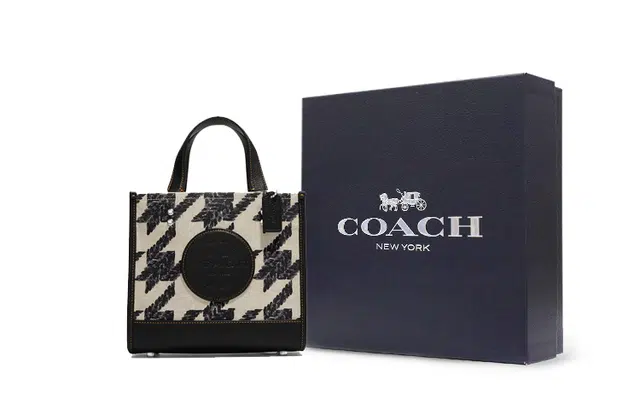 COACH Dempsey 22 Logo Tote