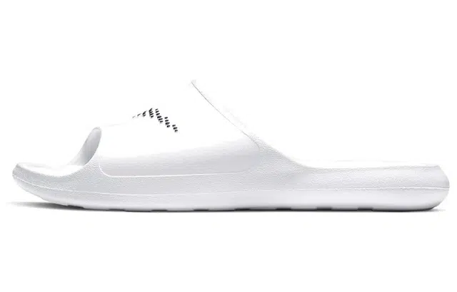 Nike Victori One