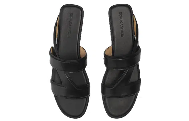 Bottega Veneta Band Flat