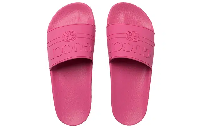 GUCCI Rubber Slide Logo