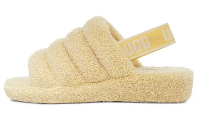 UGG FLUFF YEAH
