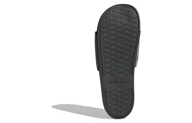 adidas Adilette