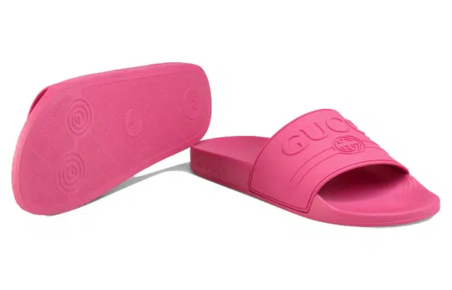 GUCCI Rubber Slide Logo