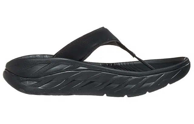 HOKA ONE ONE Recovery Flip Slippers