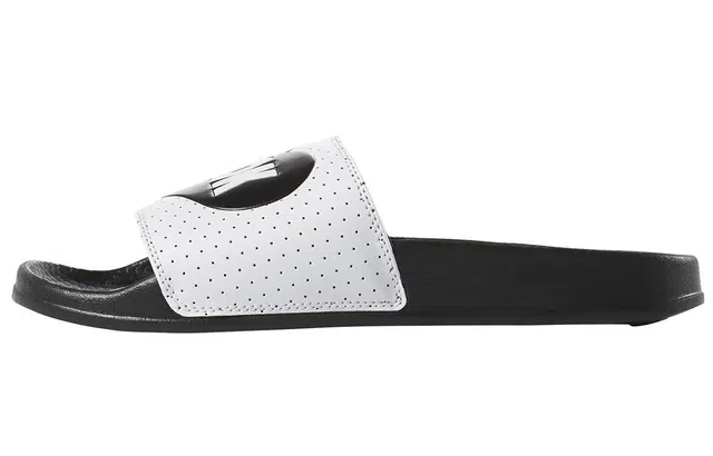 Reebok classic slide