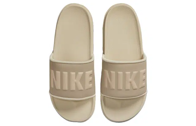 Nike Offcourt Slide