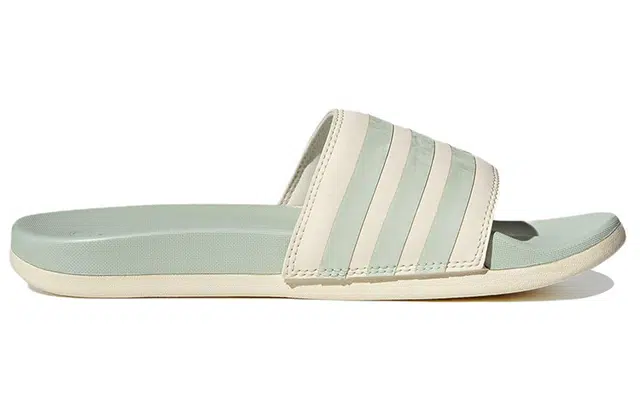 adidas Adilette Comfort