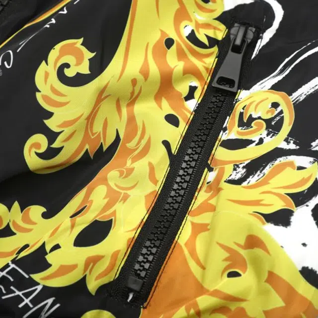 VERSACE JEANS COUTURE FW23 Logo