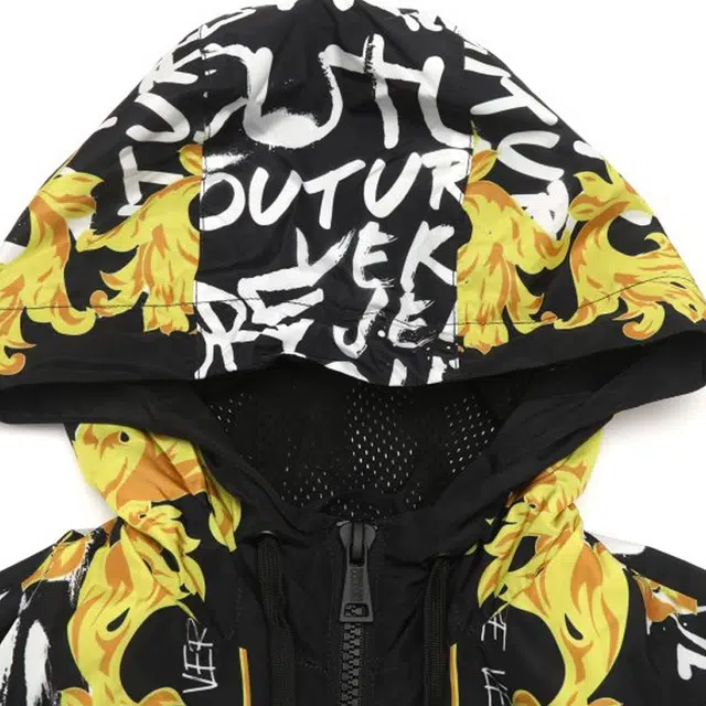 VERSACE JEANS COUTURE FW23 Logo