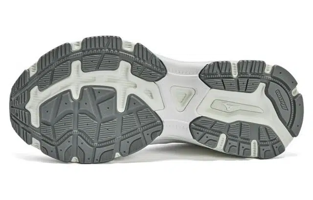 Mizuno Racer S
