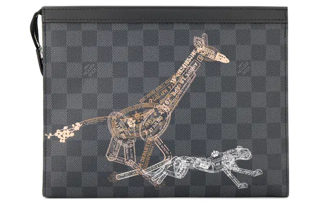 LOUIS VUITTON Pochette Voyage MM