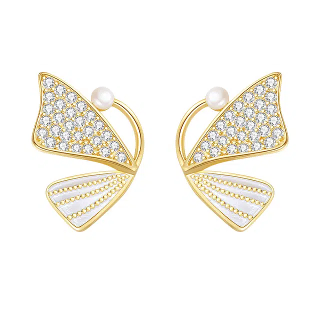 周大生 流金蝴蝶珍珠独特小众设计感高级感珍珠蝴蝶 耳钉 女款