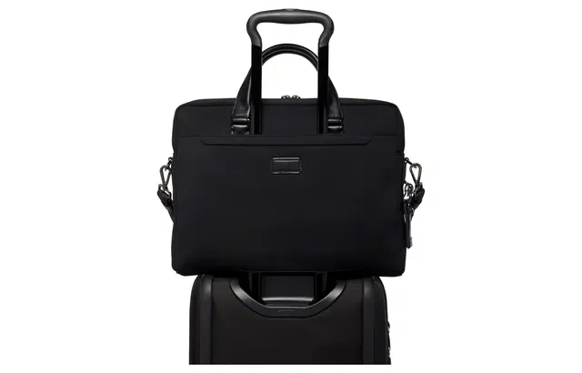 TUMI