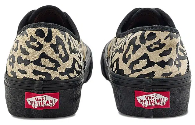 Vans Authentic VR3