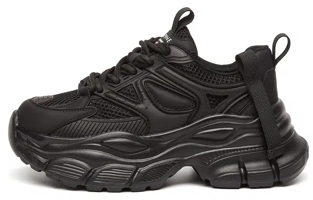 DAPHNE Low-Top Dad Sneakers