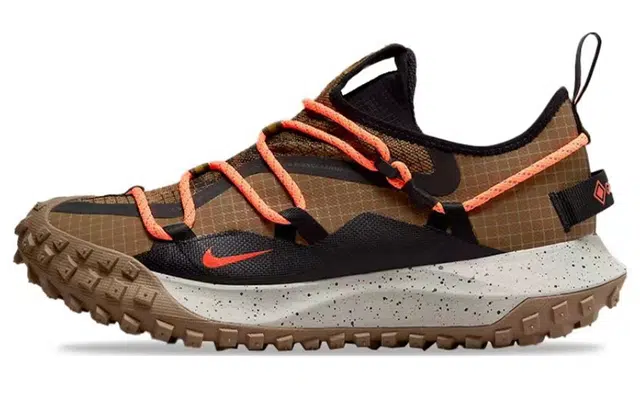 Nike ACG Mountain Fly
