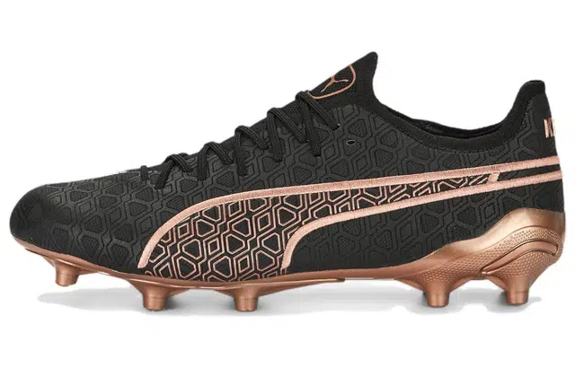 PUMA King Ultimate