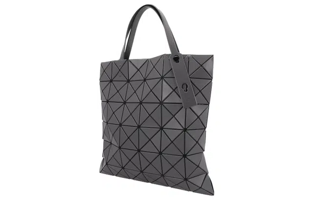 ISSEY MIYAKE Prism