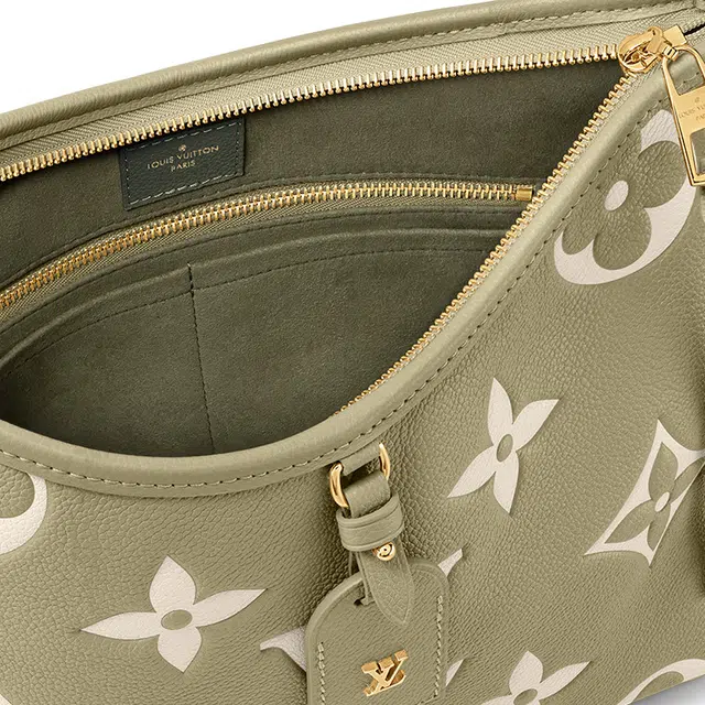 LOUIS VUITTON Carryall PM