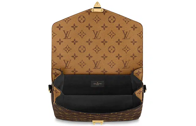 LOUIS VUITTON Pochette Metis
