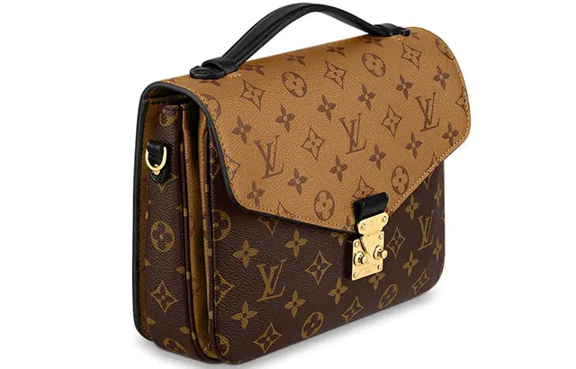 LOUIS VUITTON Pochette Metis